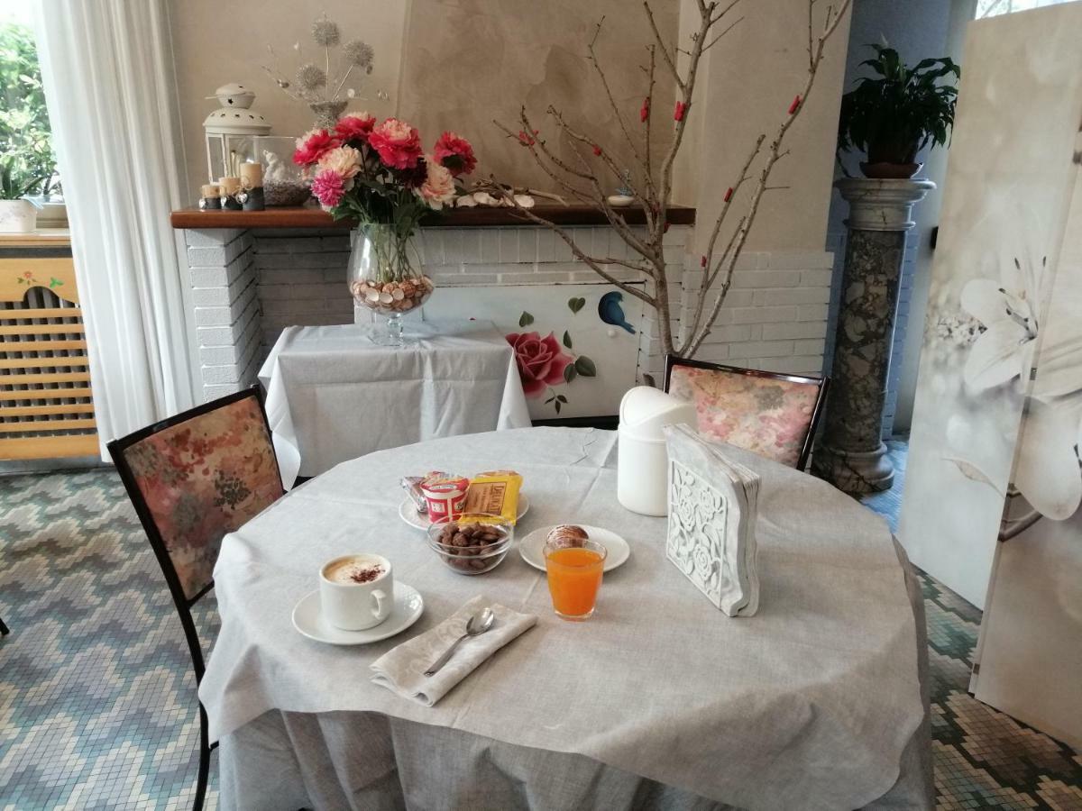 Albergo Ida Massa  Esterno foto